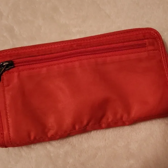 Lug Quilted Orange Wristlet/wallet - Picture 3 of 14